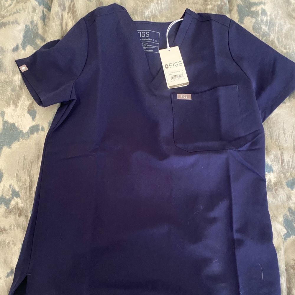 NWT - Figs Catarina navy scrub top, size S